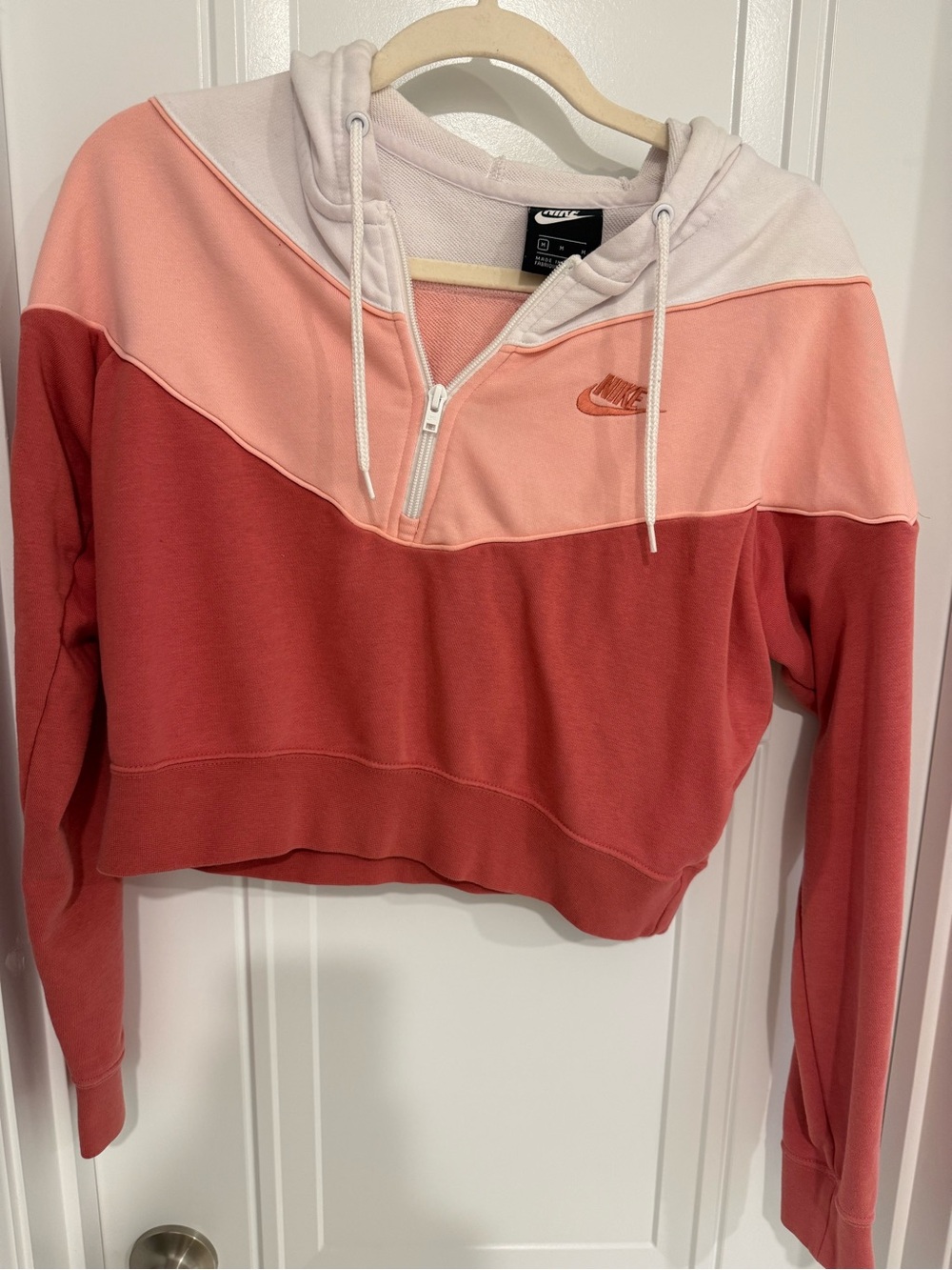 Nike Women’s Cropped Colorblock Half-Zip Hoodie - Pink/Coral